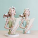 Looking Up Bouquet Girl Decoration